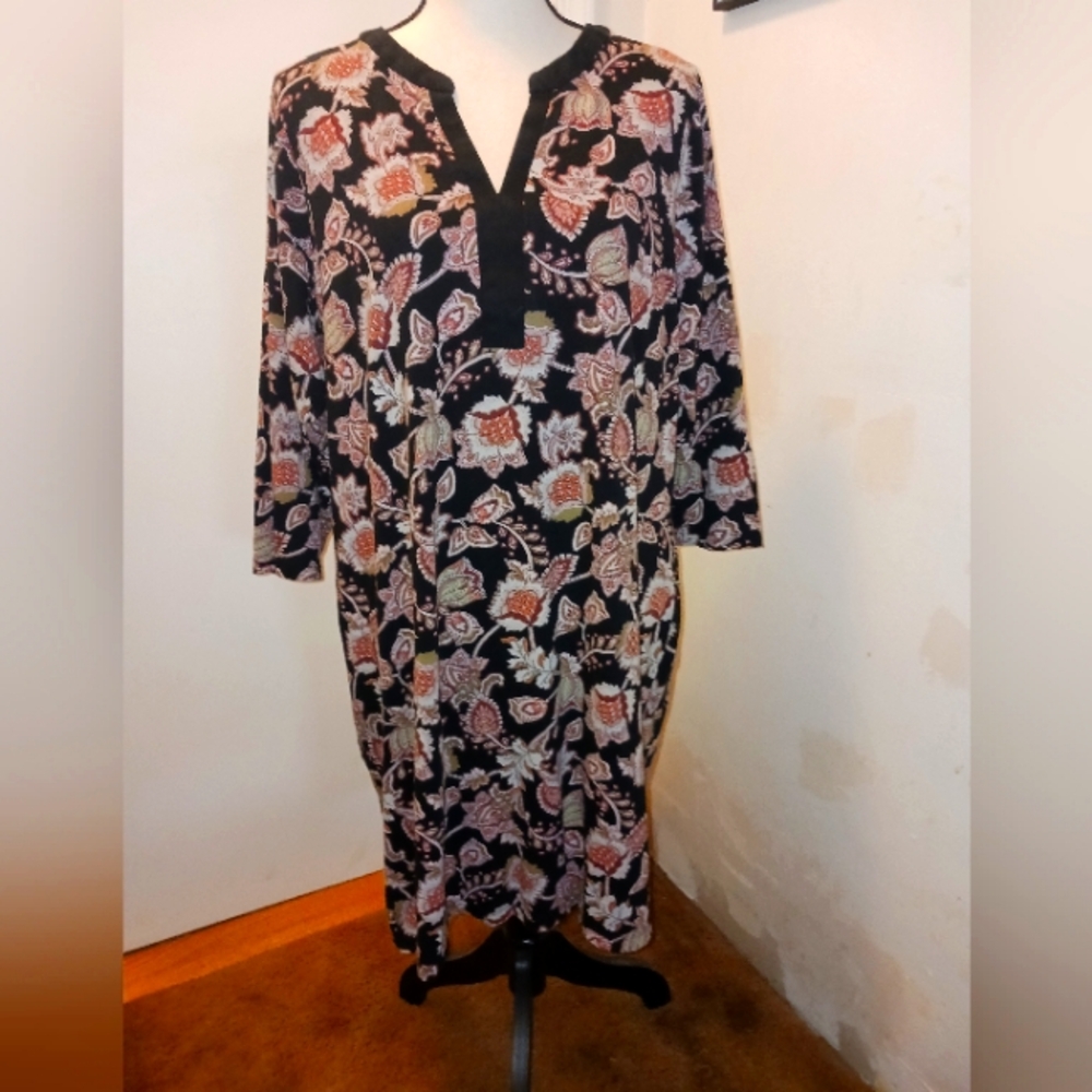 Lands' End Black Floral 3/4 Sleeve Dress